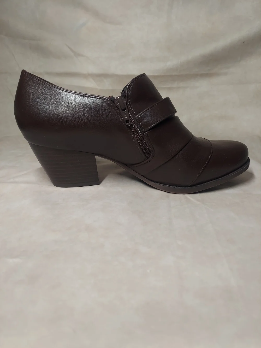 Cloudwalkers Avenue Regina Dark Brown Ankle Booties Faux Leather Size 9W VGC